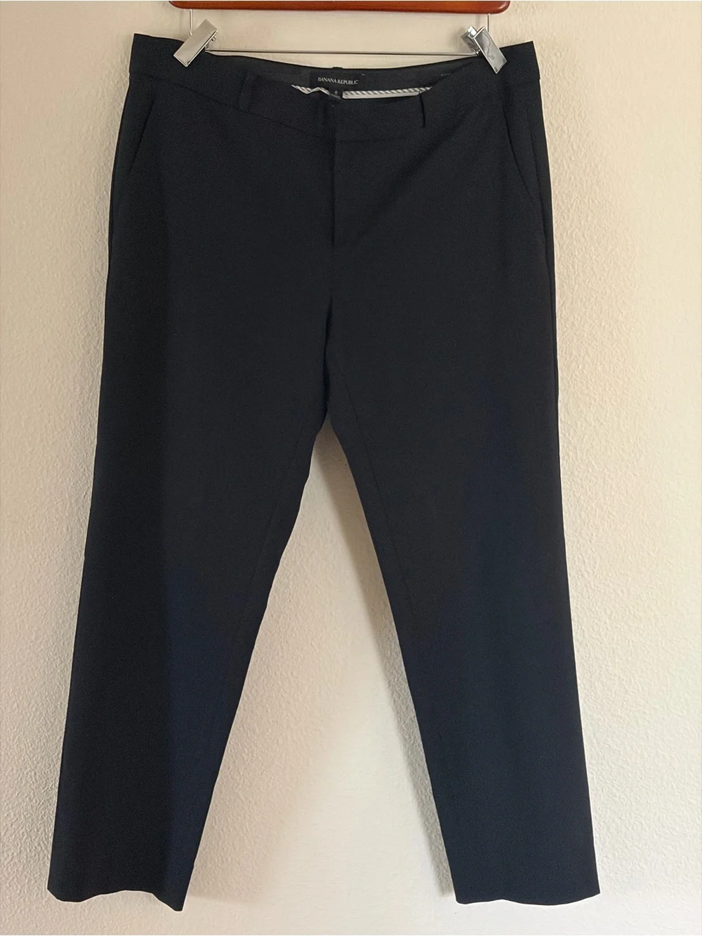 Banana Republic Women’s Black Ankle
Avery Cut Straight Pants Size 8 - Picture 1 of 16